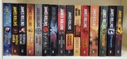 15x James Rollins - Poslední odysea, Zkouška ohněm, Koruna démonů, Sedmá pohroma, Labyrint z kostí, Boží oko, Rodokmen smrti, Klíč soudného dne, Poslední orákulum, Jidášův kmen, Mapa z kostí, Písečná bouře, Amazonie, Štvanice, Oltář ztraceného ráje - 